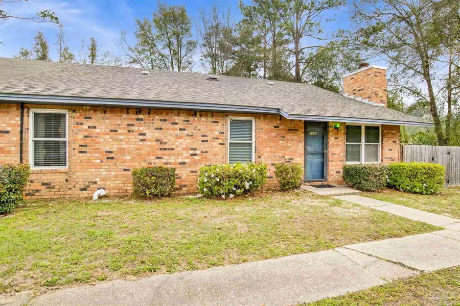 3342 Pine Forest Rd, Cantonment, FL 32533