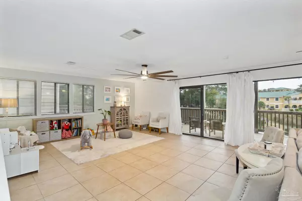 Pensacola, FL 32507,612 S 1st St