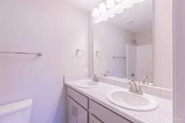 7270 Rolling Hills Rd Pensacola, FL 32505