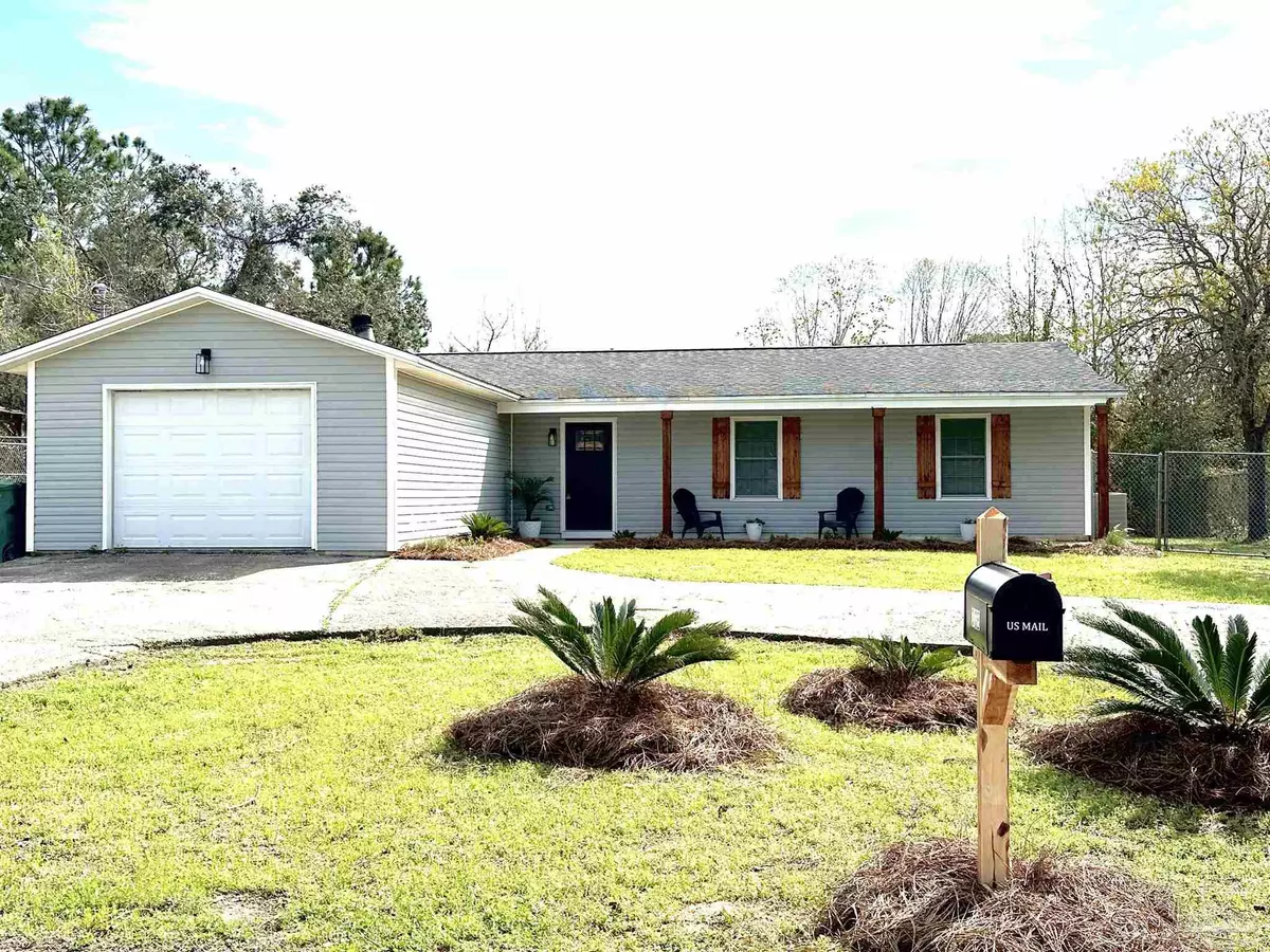 Mary Esther, FL 32569,305 Morgan Ln