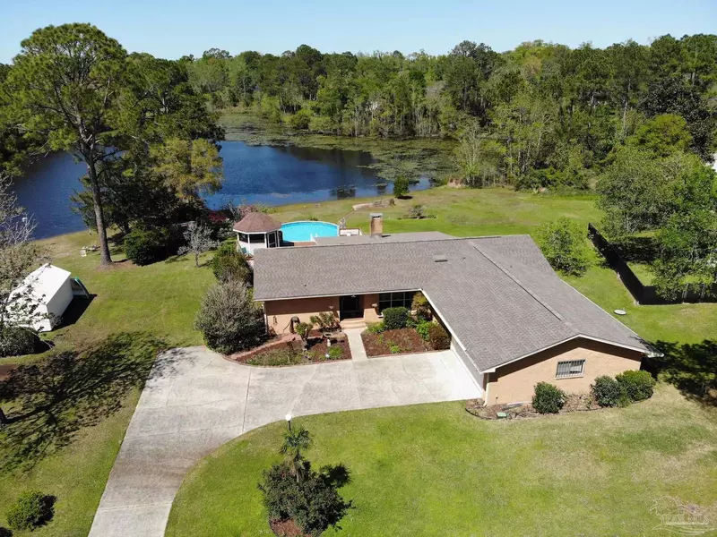 3142 Rushing Creek Rd, Pensacola, FL 32526