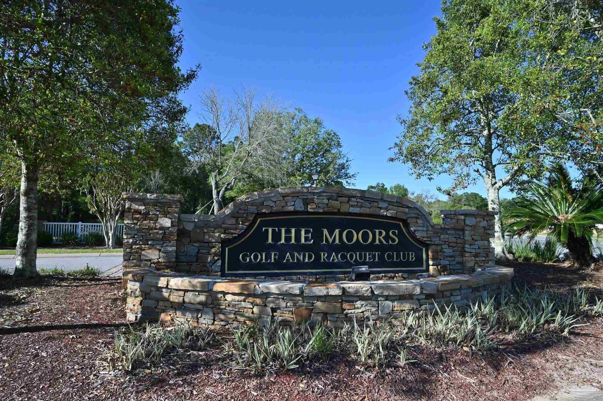 13-H Highland Lake Dr, Milton, FL 32583