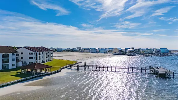 Navarre, FL 32566,7453 Sunset Harbor Dr