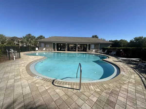 Navarre, FL 32566,8858 Sanderling Ln