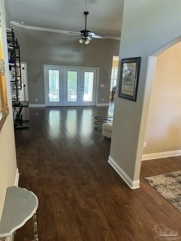 Navarre, FL 32566,8145 Raleigh St