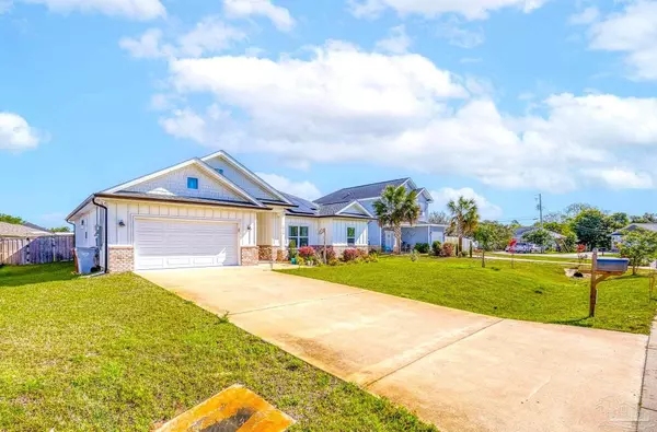 Gulf Breeze, FL 32563,1315 Little Duck Cir