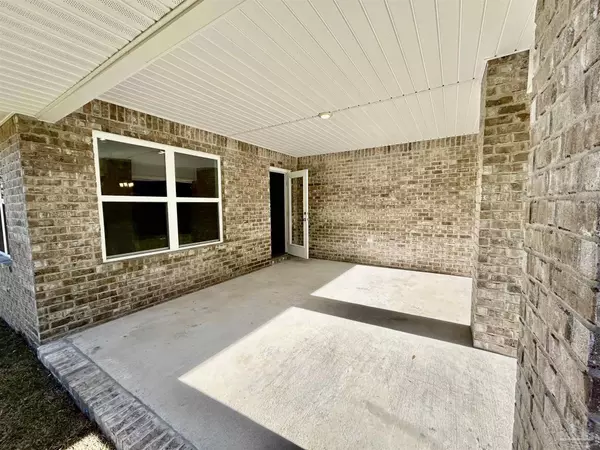 Pensacola, FL 32506,601 Halcyon Cir