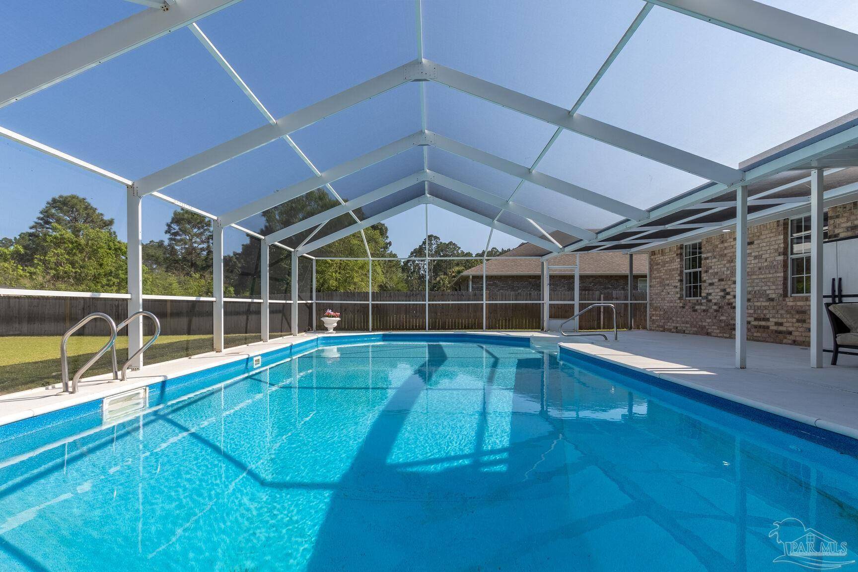2056 Sundown Dr, Navarre, FL 32566