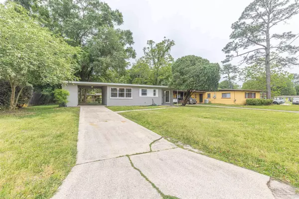 Pensacola, FL 32505,210 Saint Regis Dr