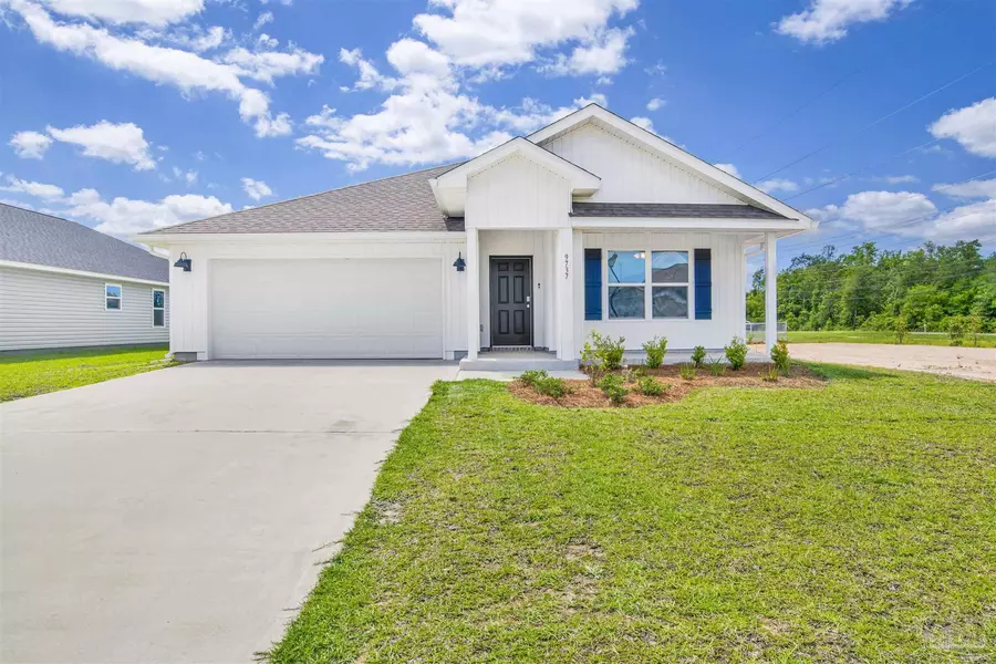 9737 Angel Oak Dr, Pensacola, FL 32526