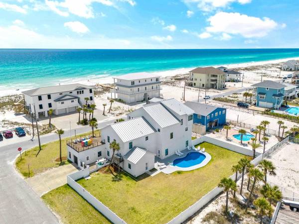 715 Ariola Dr, Pensacola Beach, FL 32561