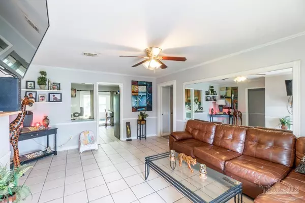 Pensacola, FL 32526,5676 Hermosa Cir