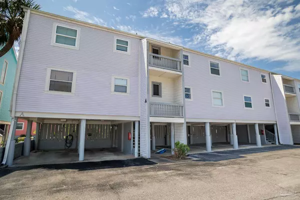 Pensacola Beach, FL 32561,1650 Via Deluna Dr