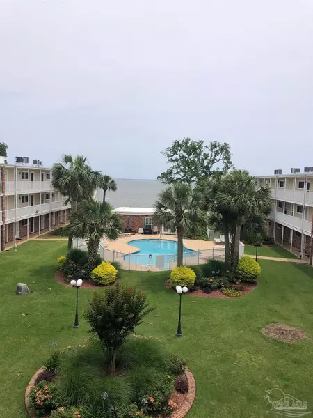 710 Scenic Hwy, Pensacola, FL 32503