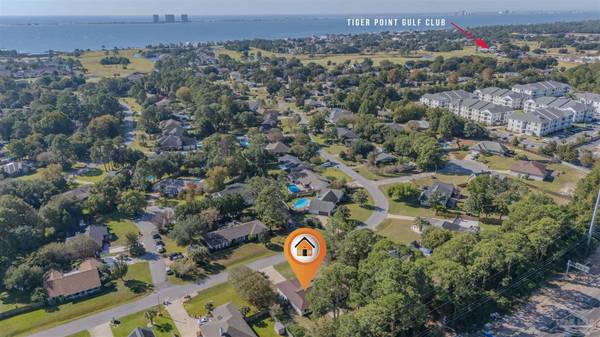 1387 Calcutta Dr, Gulf Breeze, FL 32563