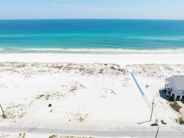 700 Ariola Dr, Pensacola Beach, FL 32561