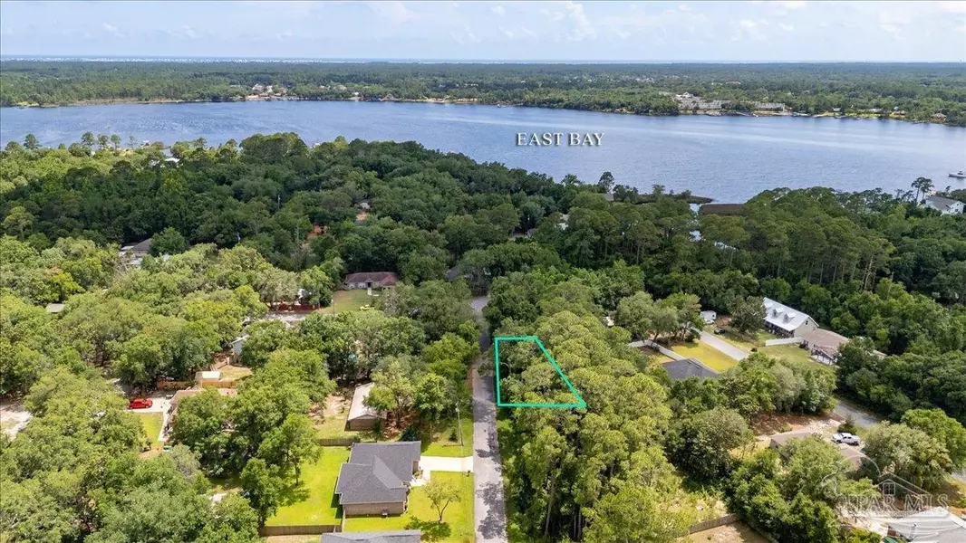 3113 Evans Ave, Navarre, FL 32566