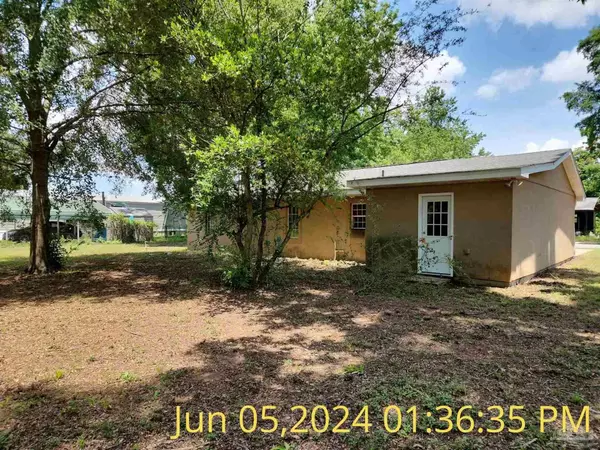 Jay, FL 32565,5337 Hutto Ln