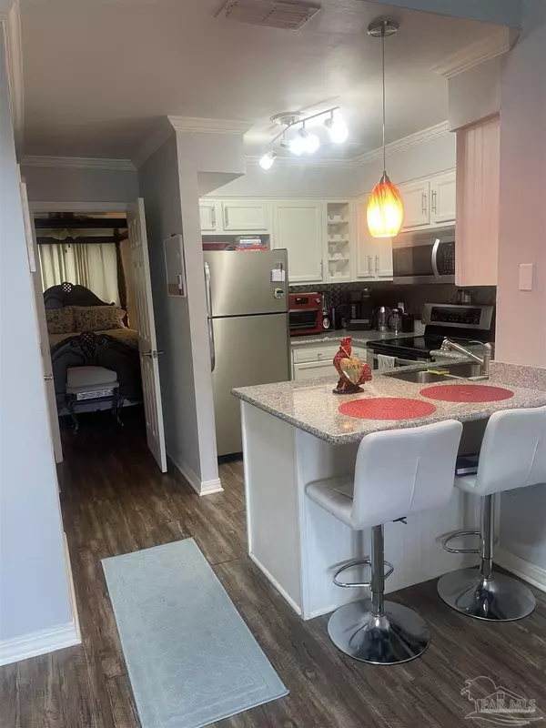 Pensacola, FL 32504,7150 Plantation