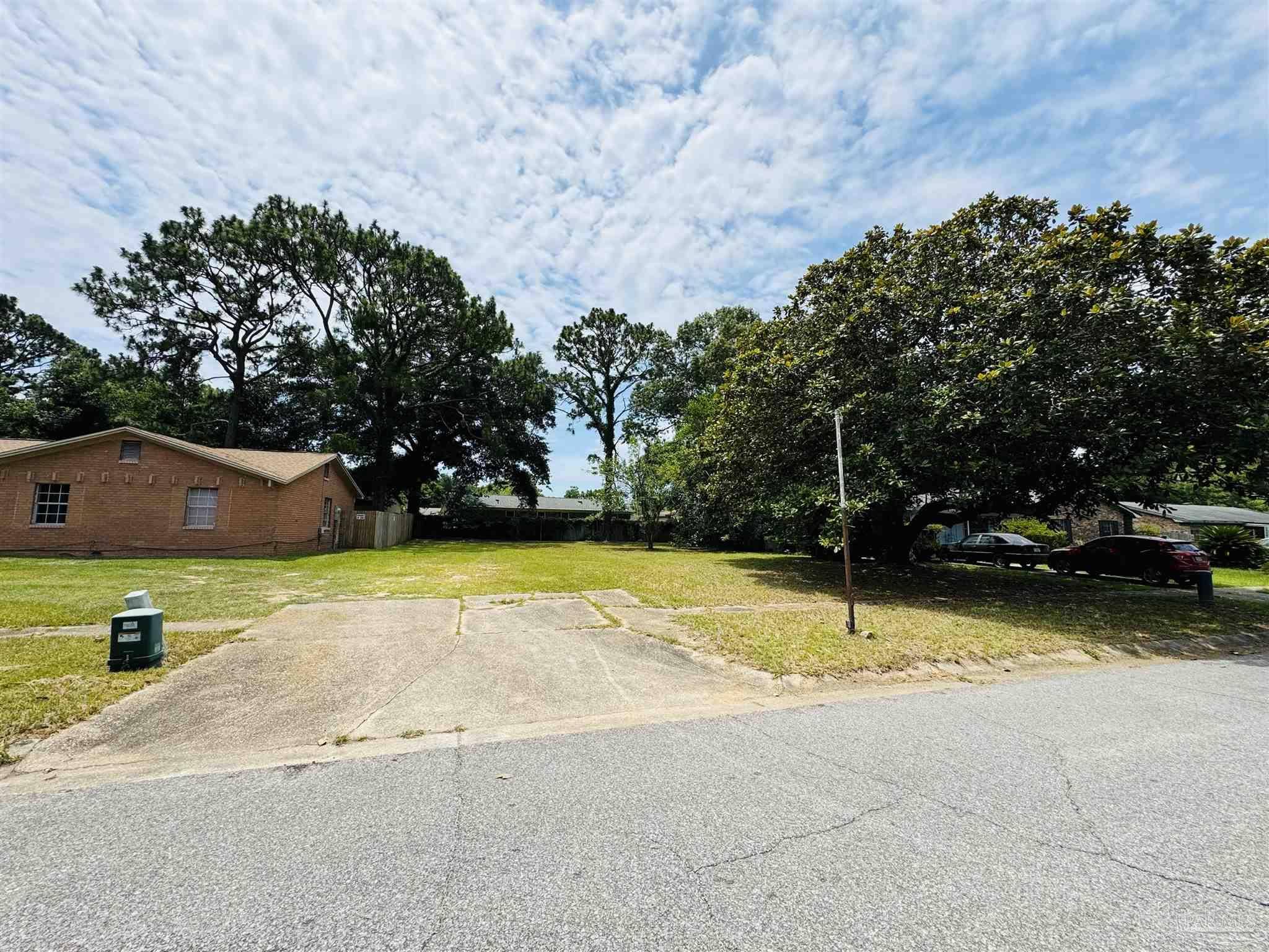 Pensacola, FL 32505,1231 Rio Grande Cir