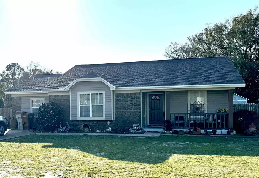 1583 Kitty Hawk Dr, Gulf Breeze, FL 32563