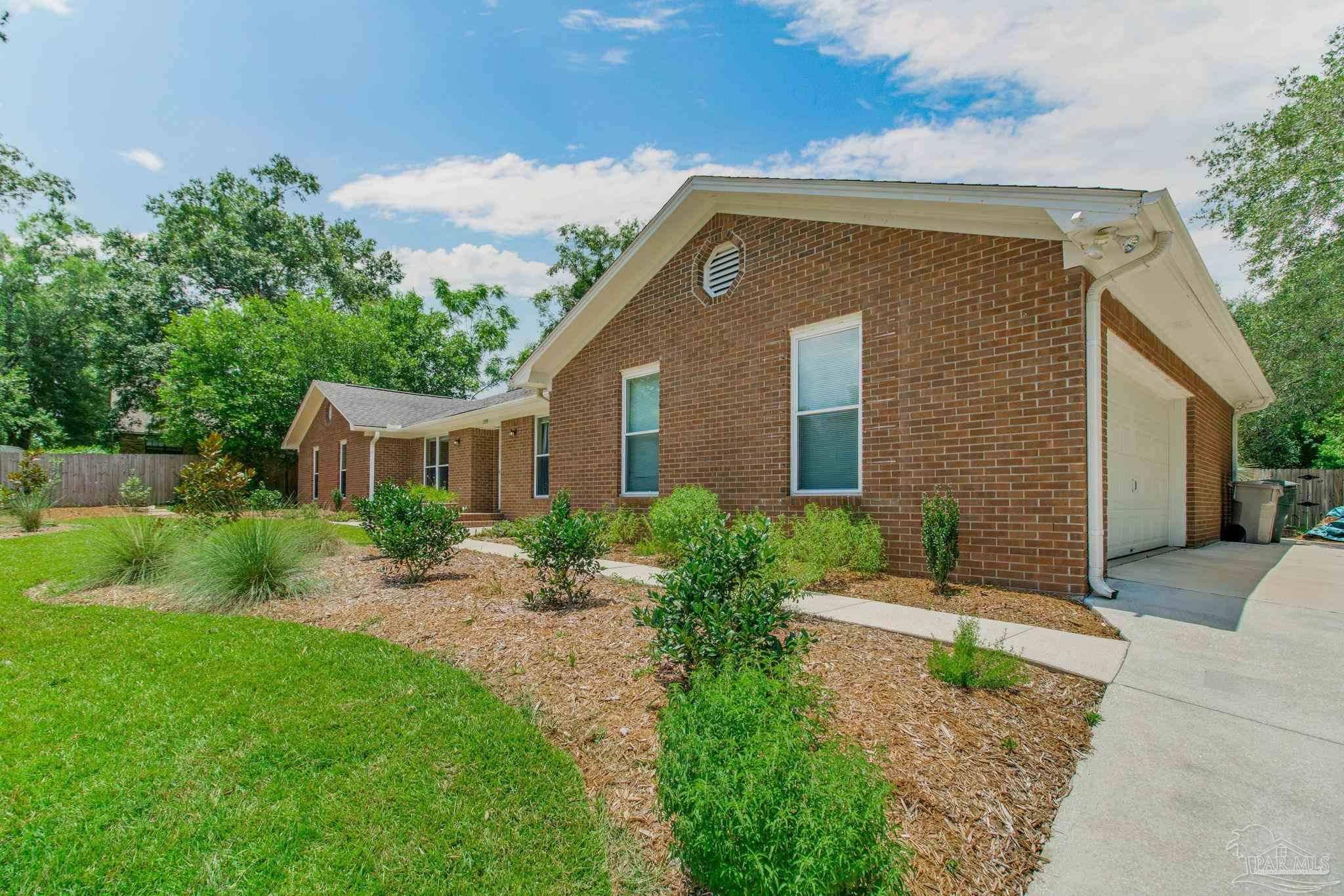 Pensacola, FL 32514,1009 Fleming Dr