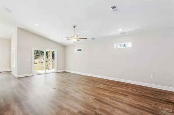 Milton, FL 32570,6540 Gentle Rain Dr