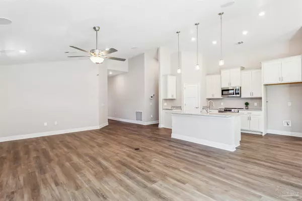 Milton, FL 32570,6540 Gentle Rain Dr