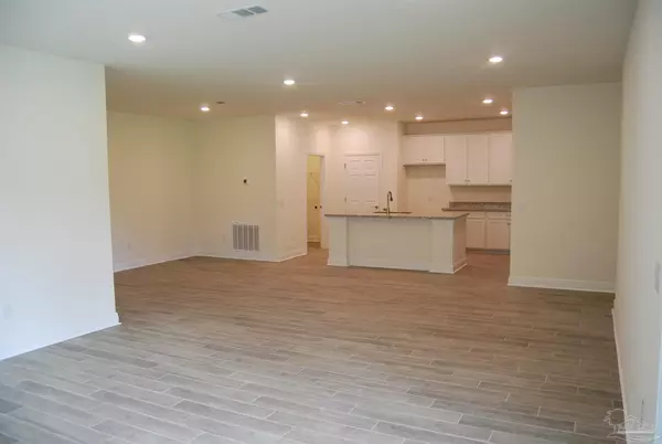 Pace, FL 32571,4702 Sago Palm Cir