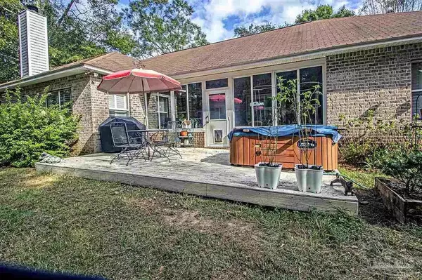 Molino, FL 32577,2135 Chance Rd