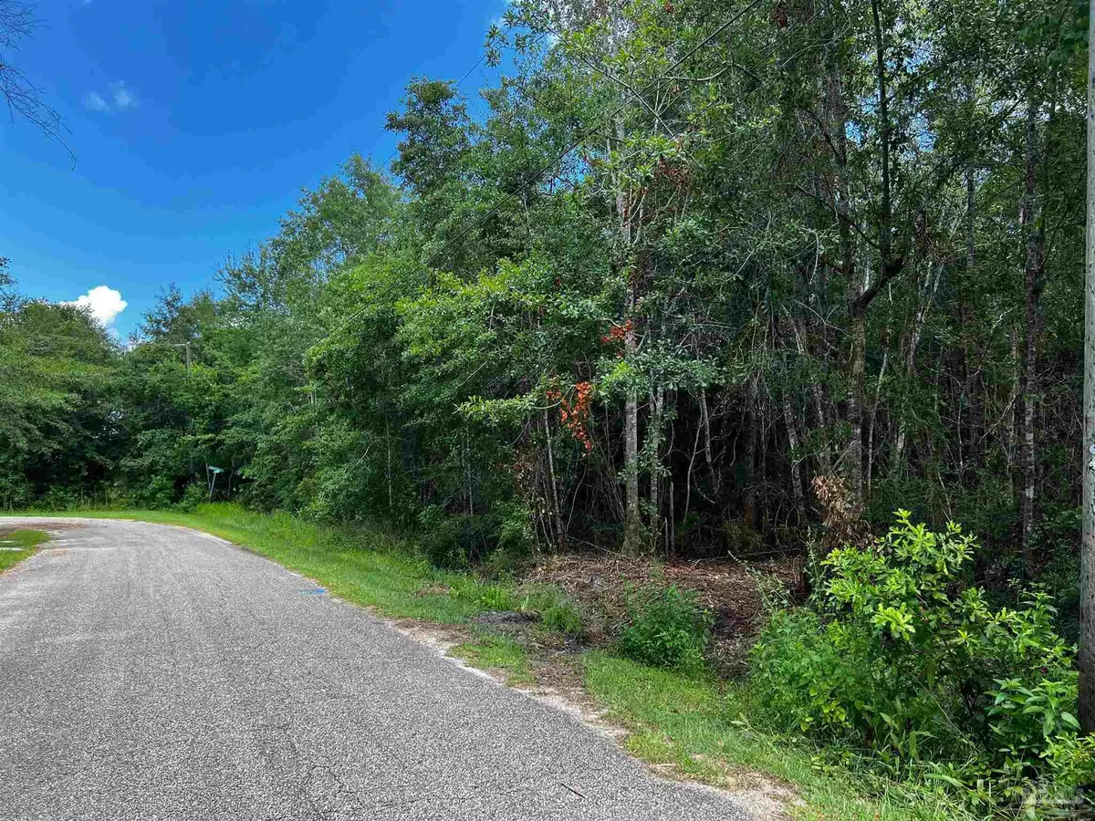 Milton, FL 32583,000A Fieldcrest St