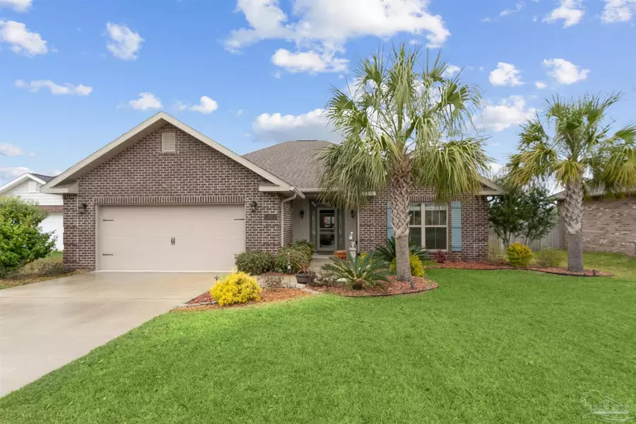 1656 Slate Dr, Cantonment, FL 32533