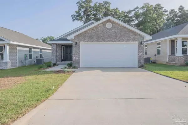 986 Brimwood Cir, Cantonment, FL 32533