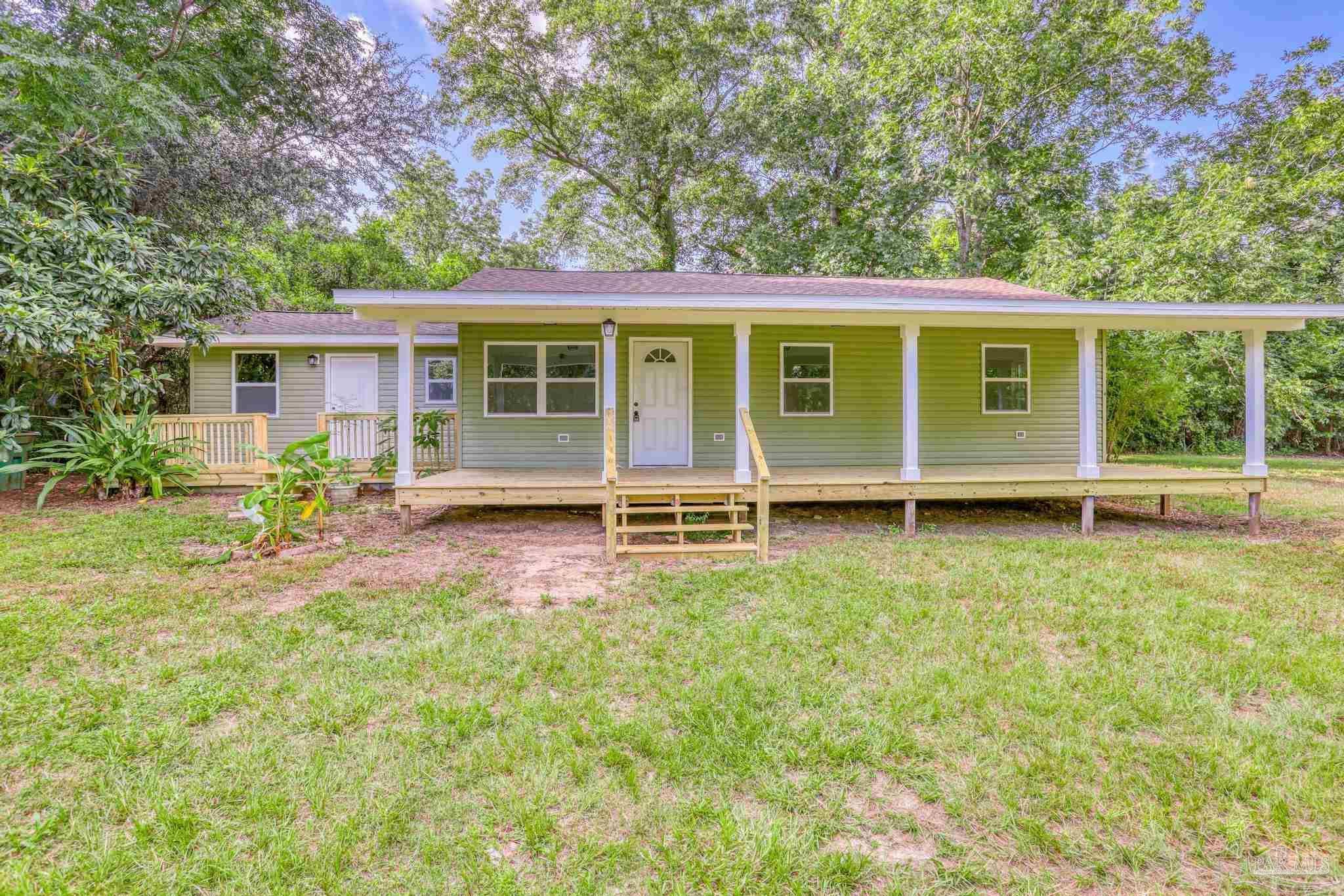 4654 W Spencer Field Rd, Pace, FL 32571