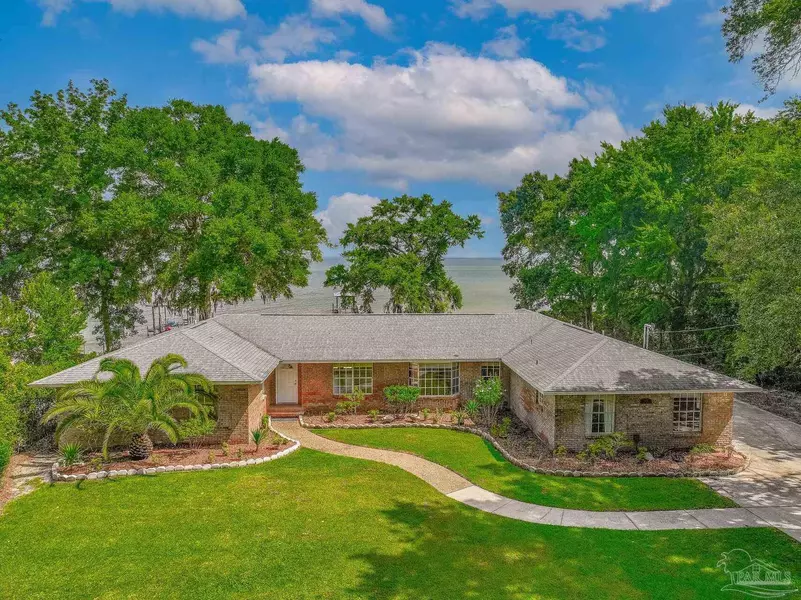4234 E Sandy Bluff Dr, Gulf Breeze, FL 32563
