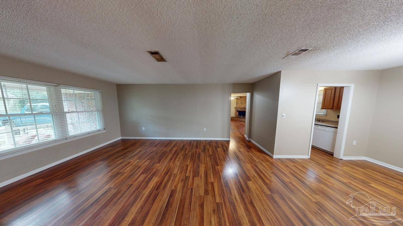 Niceville, FL 32578,709 Nutmeg Ave