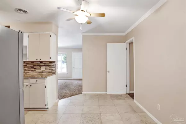 Pensacola, FL 32505,102 Saint Regis Dr