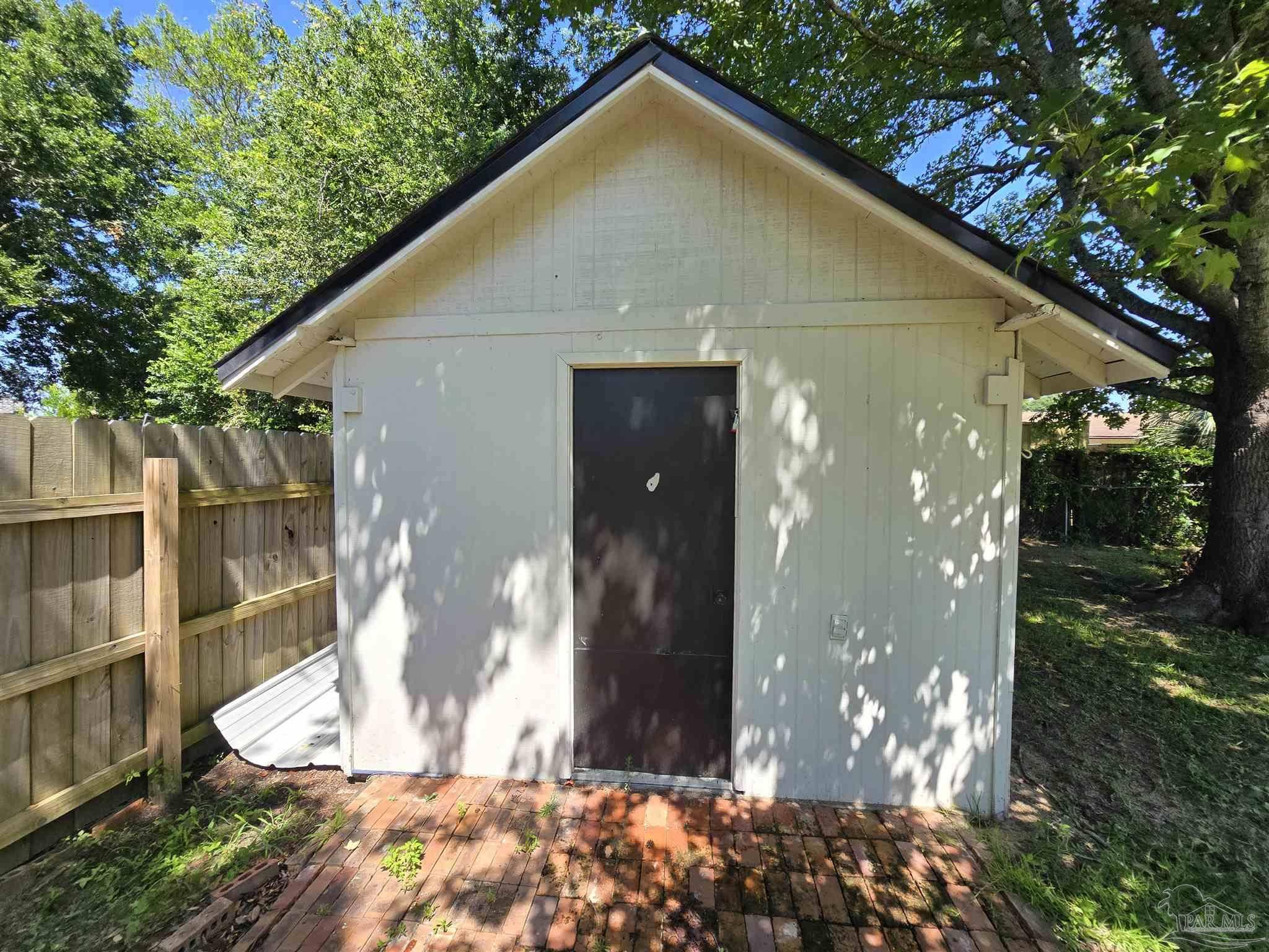 Pensacola, FL 32504,5855 Keystone Rd