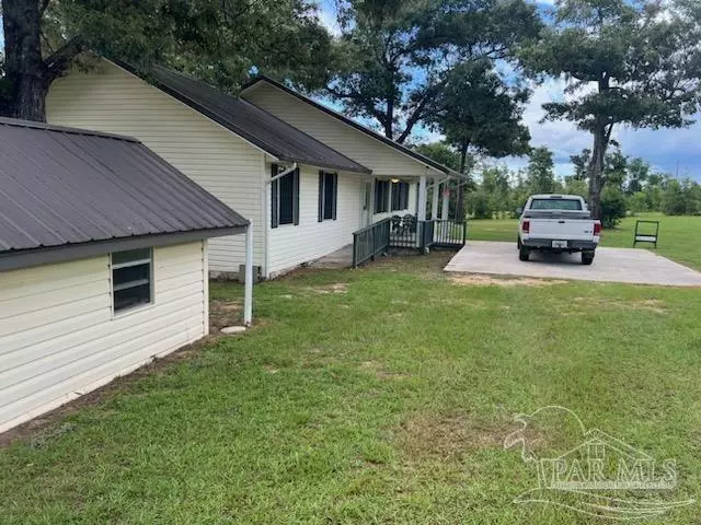 Altha, FL 32421,23281 NW Black Bottom Rd