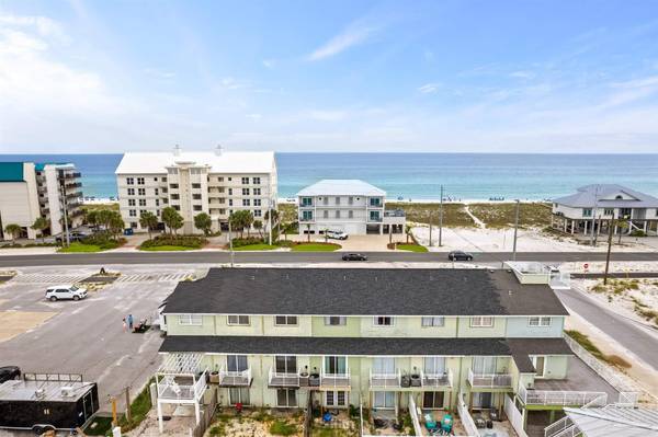 8216 Gulf Blvd, Navarre Beach, FL 32566