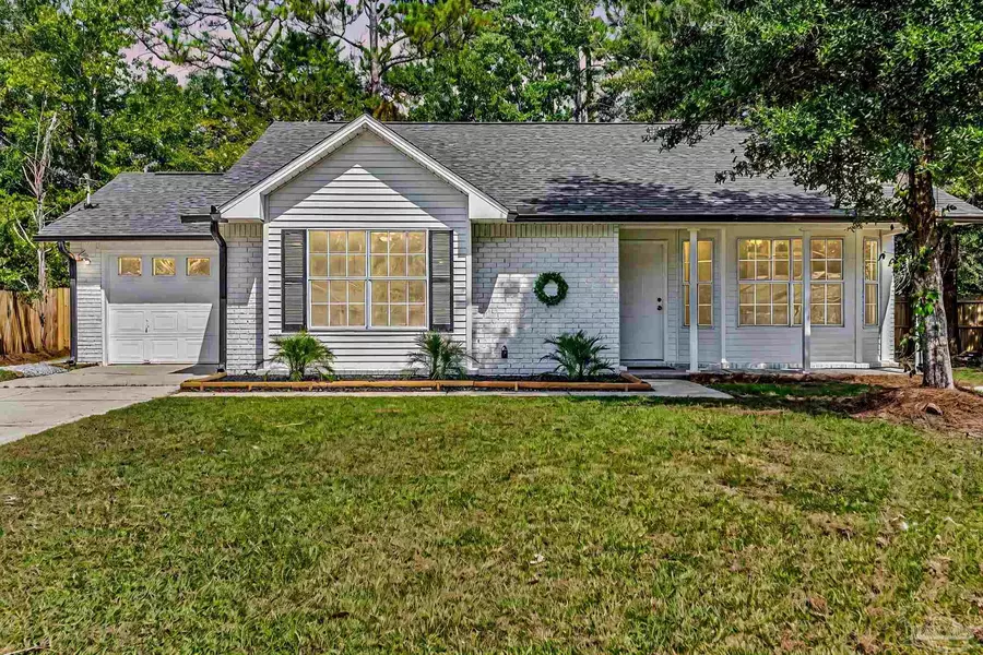 2089 Silverado Ct, Pensacola, FL 32506