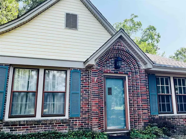 Pensacola, FL 32503,1415 E Jordan St