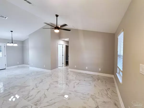 7266 Rolling Hills Rd Pensacola, FL 32505