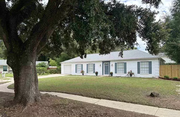 Pensacola, FL 32506,6827 Stonehenge Cir