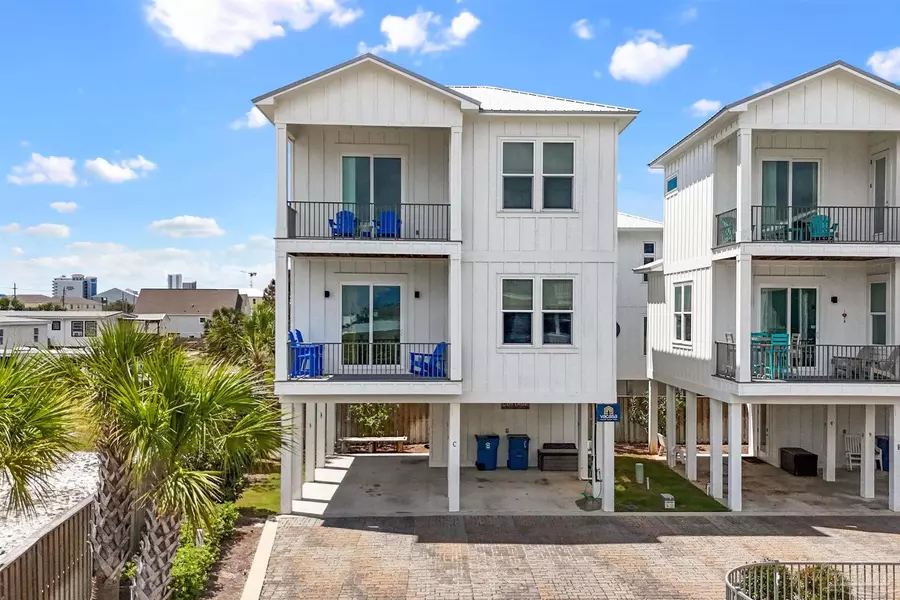 435 E 2nd Ave, Gulf Shores, AL 36542