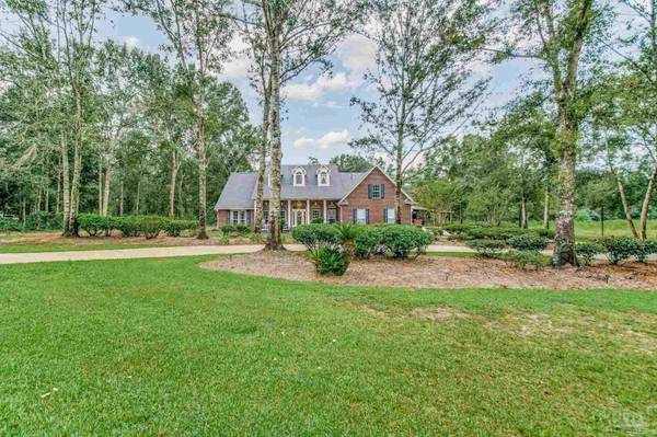 973 Broken Arrow Ln,  Cantonment,  FL 32533