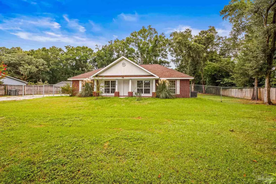 7710 Jansen Rd, Pensacola, FL 32526