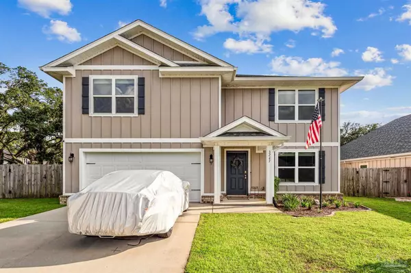 Navarre, FL 32566,3247 Heritage Oaks Cir