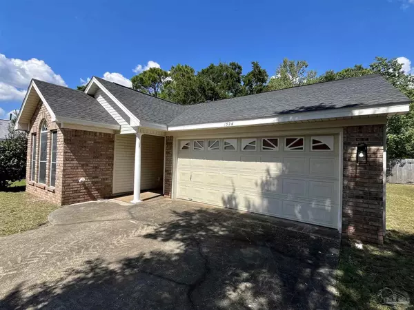 Pensacola, FL 32504,1324 Sunrunner Pl