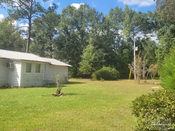 Munson, FL 32570,3205 George Cabaniss Rd